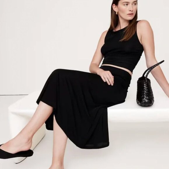 NWT Banana Republic Crepe Knit Midi Skirt (please read description) - Picture 5 of 8